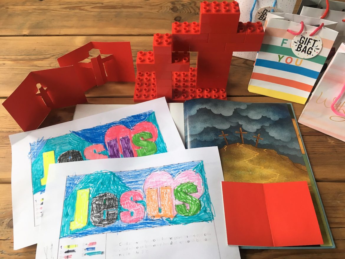 Gezinsmoment ‘woordeloze boek’: rood