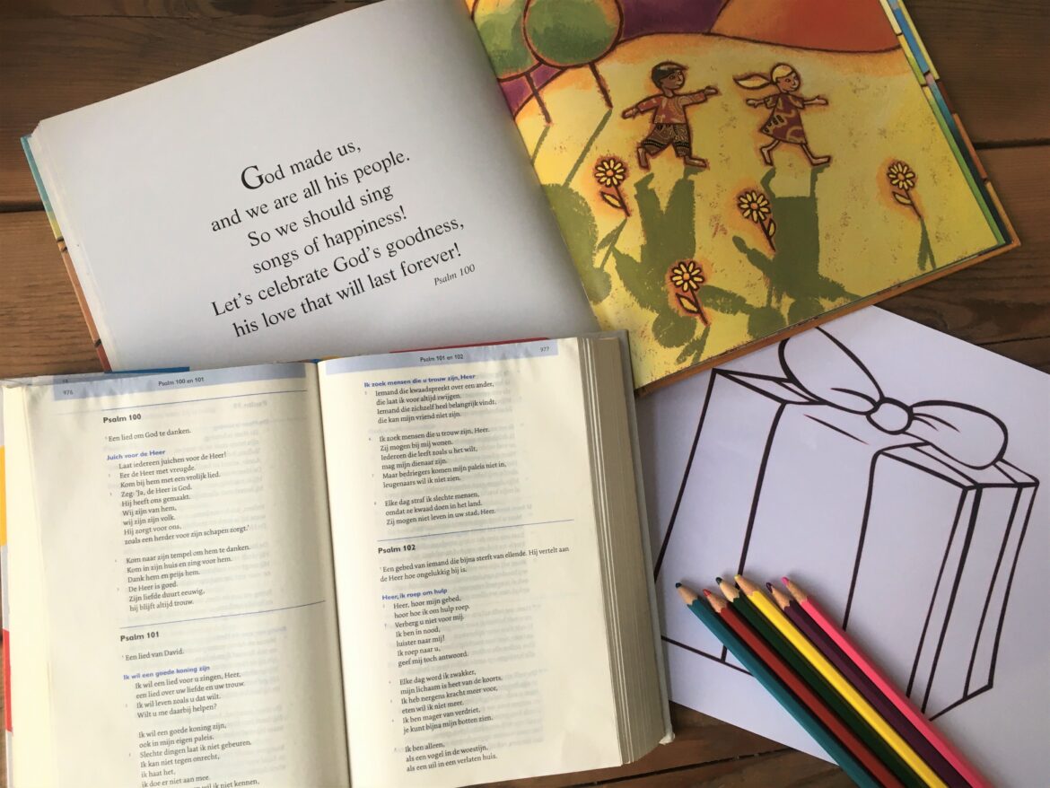 Gezinsmoment #2 – bidden met je hand